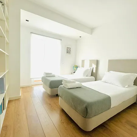 Narciso Townhouse Villa *