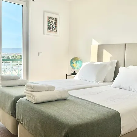 Narciso Townhouse *