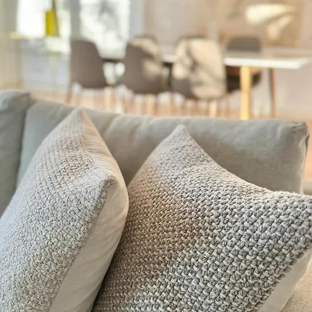 Narciso Townhouse Villa