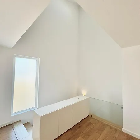 Narciso Townhouse Villa *