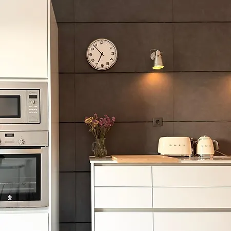 Narciso Townhouse Villa