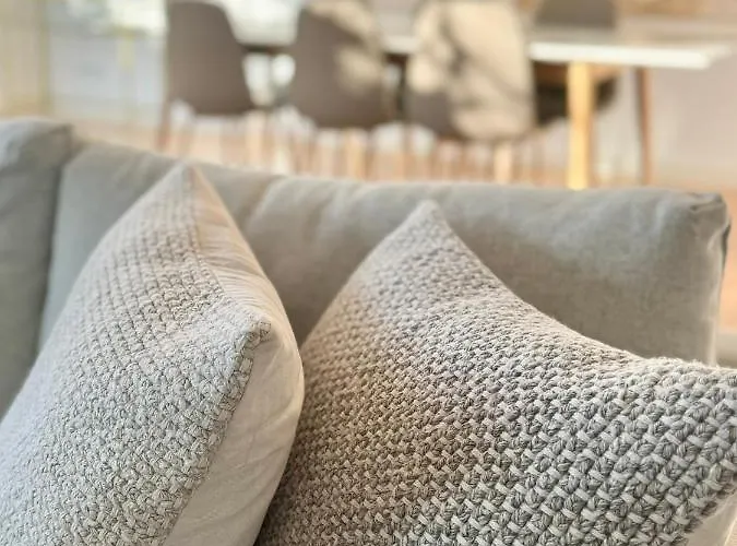 Narciso Townhouse Villa